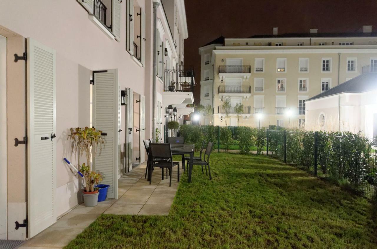 Appartamento Red-Line Serris Esterno foto